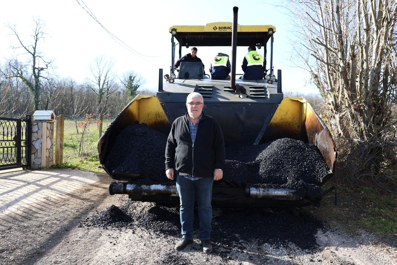 Erenler’de Çalışmalar Hız Kesmiyor:  Kayalar Memduhiye’nin Yolları Yenileniyor - Sayfa 3