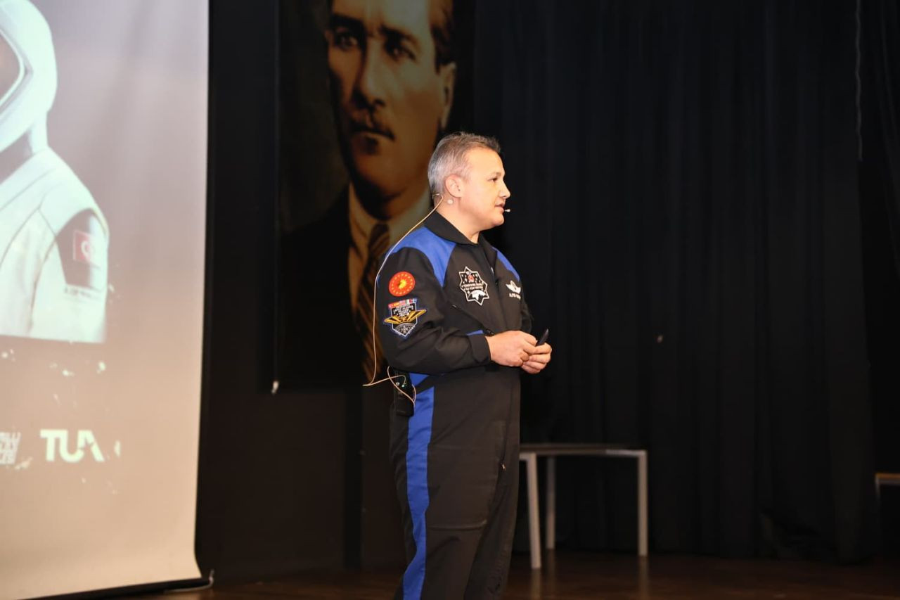 İlk Türk Astronot Alper Gezeravcı Sakarya’da Öğrencilerle Buluştu - Sayfa 4