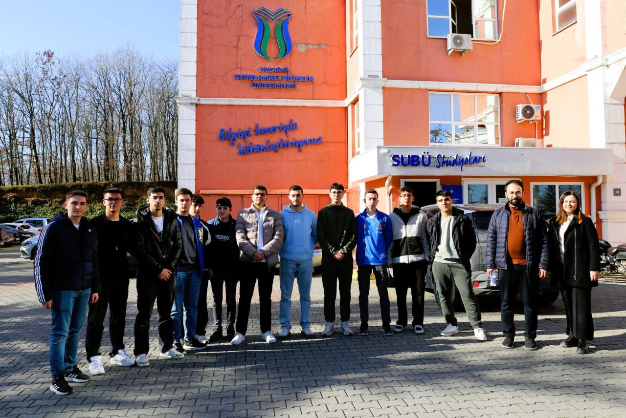 Meslek Lisesi Öğrencileri SUBÜ’nün İmkânlarını Tanıdı - Sayfa 1