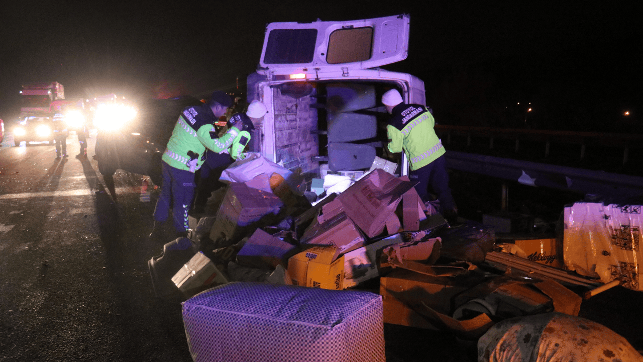 Anadolu Otoyolu’nda Feci Kaza: 1 Ölü, 3 Yaralı - Sayfa 4