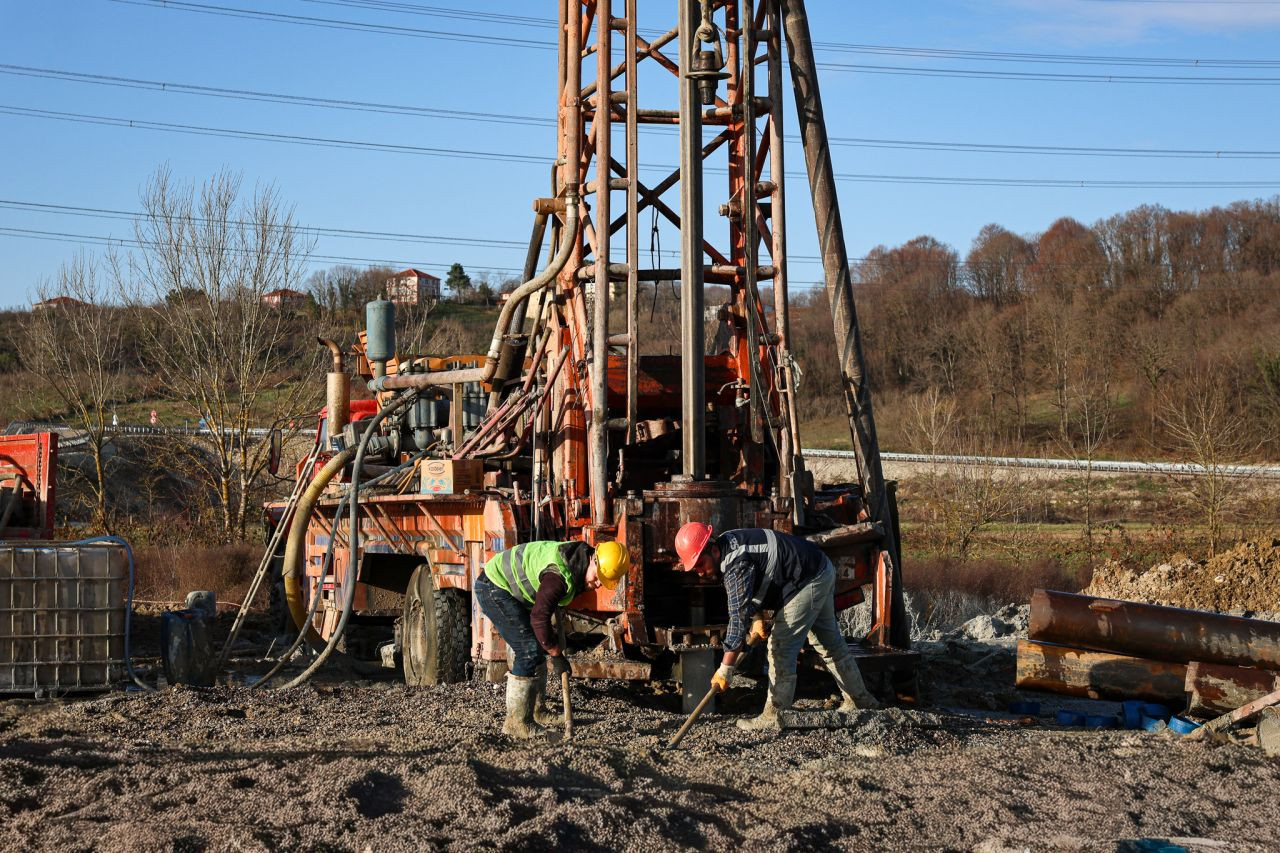 Yerin 104 Metre Altından Çıkarılan İçme Suyu 5 Mahalleye İletilecek - Sayfa 3