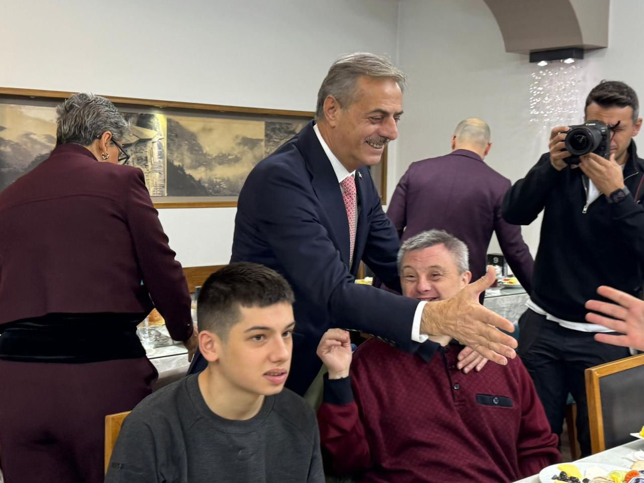 Sakarya Trabzonlular Derneği’nden Anlamlı Kahvaltı Programı - Sayfa 4