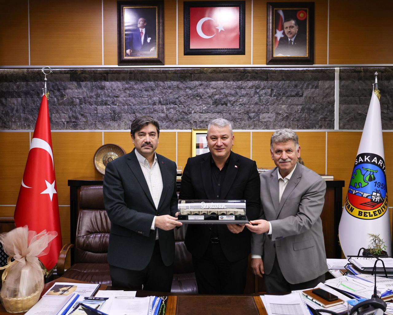 Serdivan Belediyesi’nde Tarihi İmza - Sayfa 1