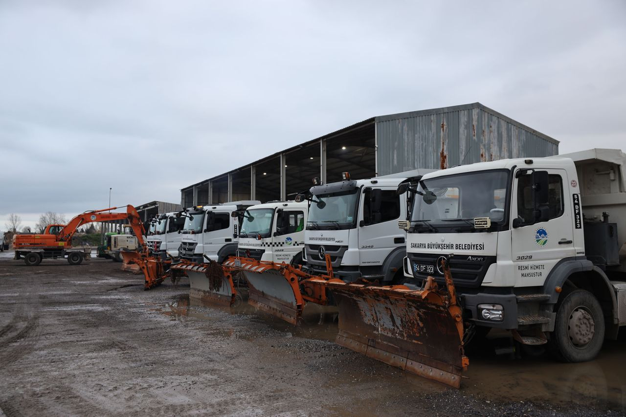 Büyükşehir karla mücadele için göreve hazır: Ekipler teyakkuzda - Sayfa 3