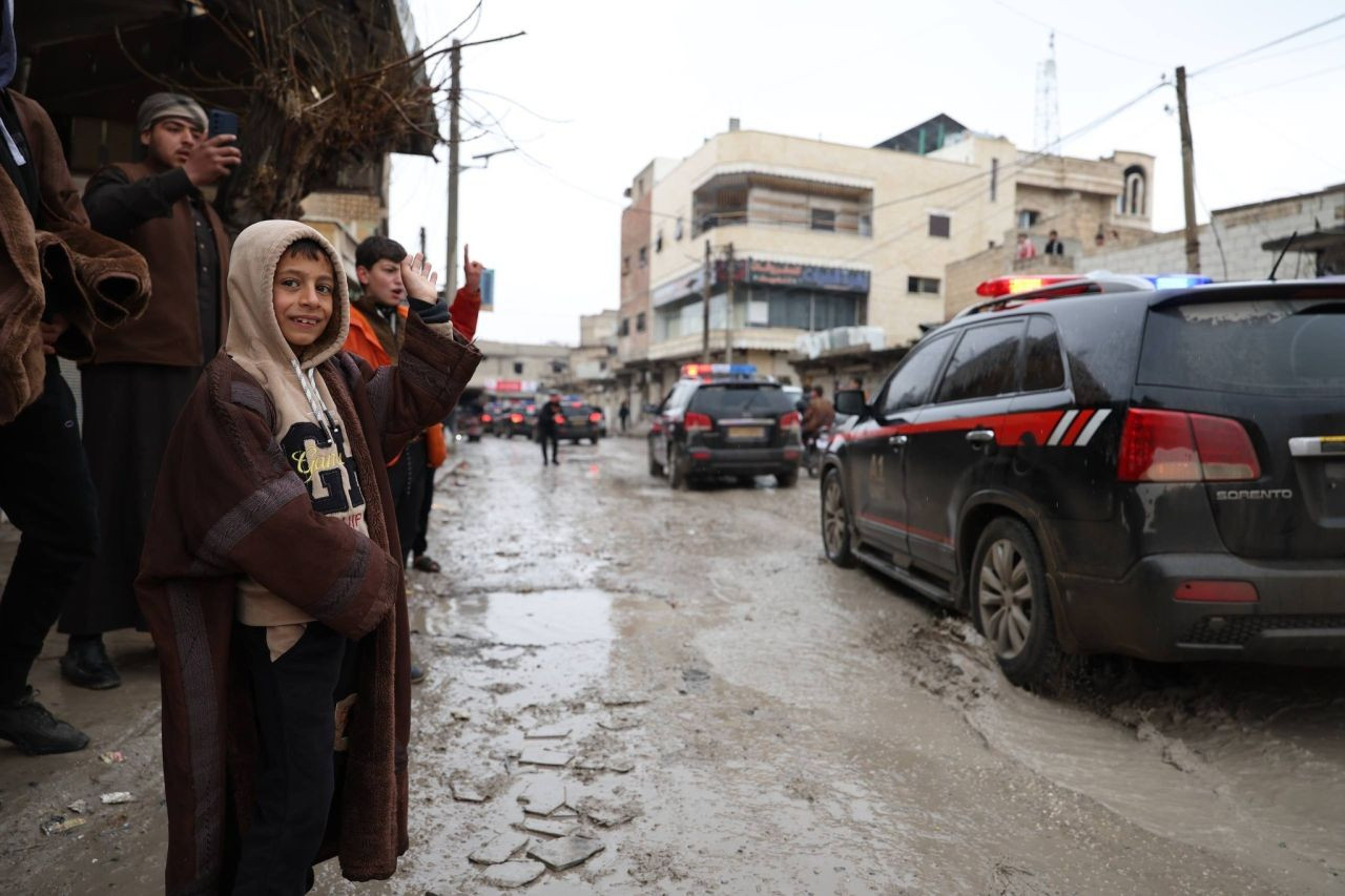 Suriye Güvenlik Güçleri Tabka Kentine Girdi - Sayfa 4