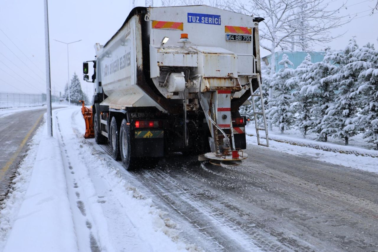 Büyükşehir 48 Araç Ve 100 Kişilik Timle Karla Mücadele Mesaisinde - Sayfa 2
