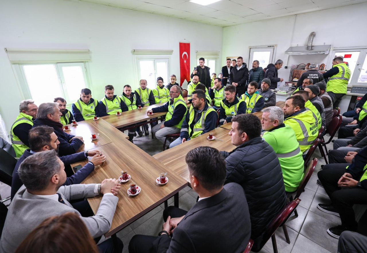 “Özverili Çalışmalarınızla Şehrin Her Noktasına Ulaşıyoruz” - Sayfa 1