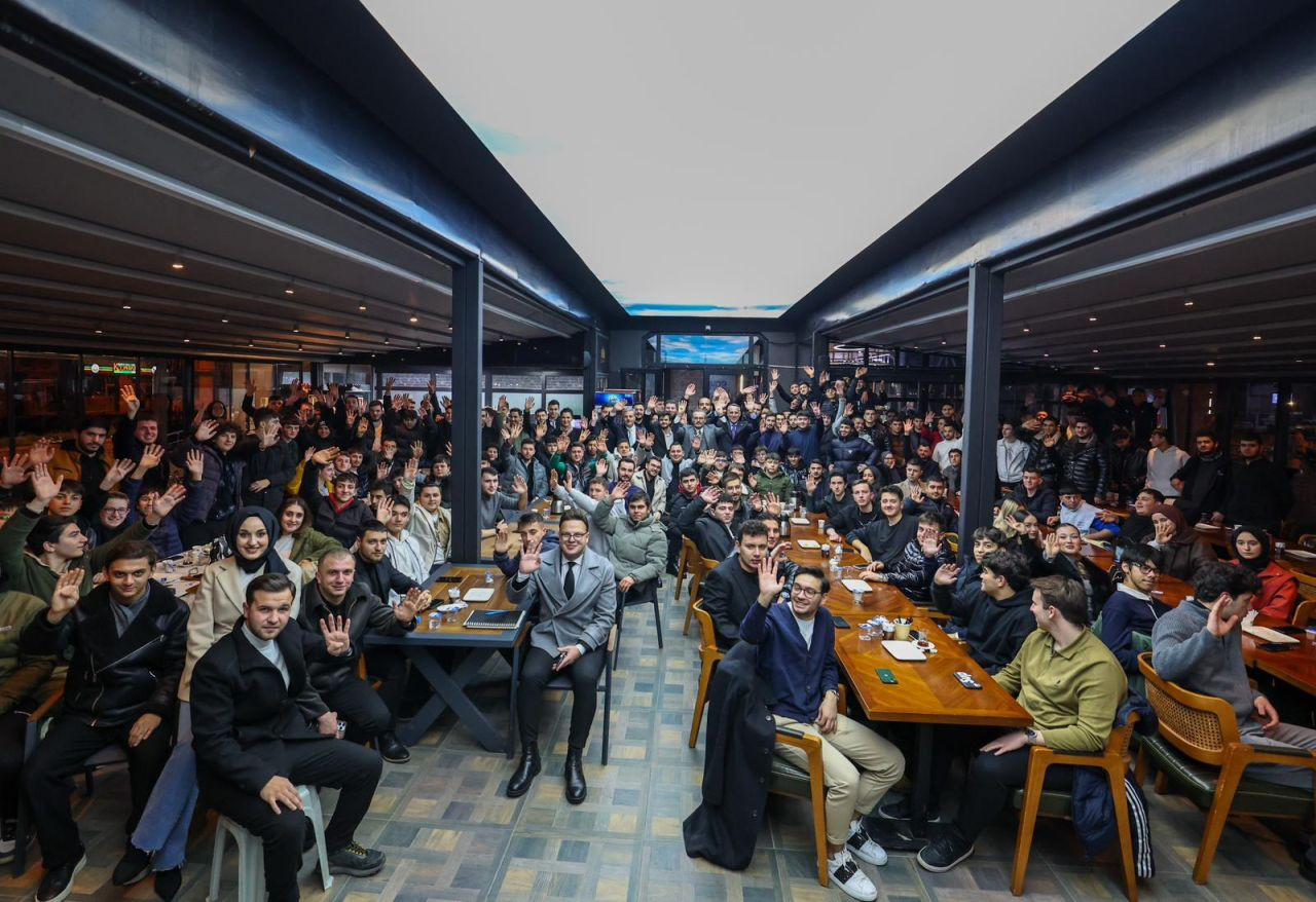 Başkan Alemdar: “Gençler Bizim Yarınlarımızdır” - Sayfa 1