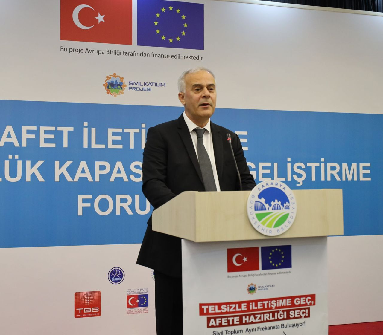 “Depremde İnternet Ve Hatlar Gitse De İletişimi Kesmeyen Umut” - Sayfa 3