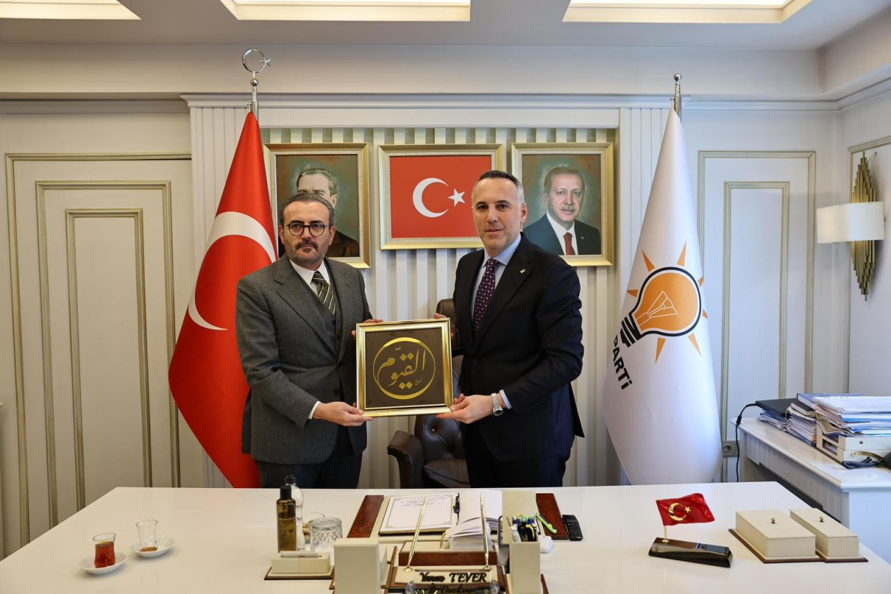 Mahir Ünal’dan AK Parti Sakarya İl Başkanlığı’na Ziyaret - Sayfa 1