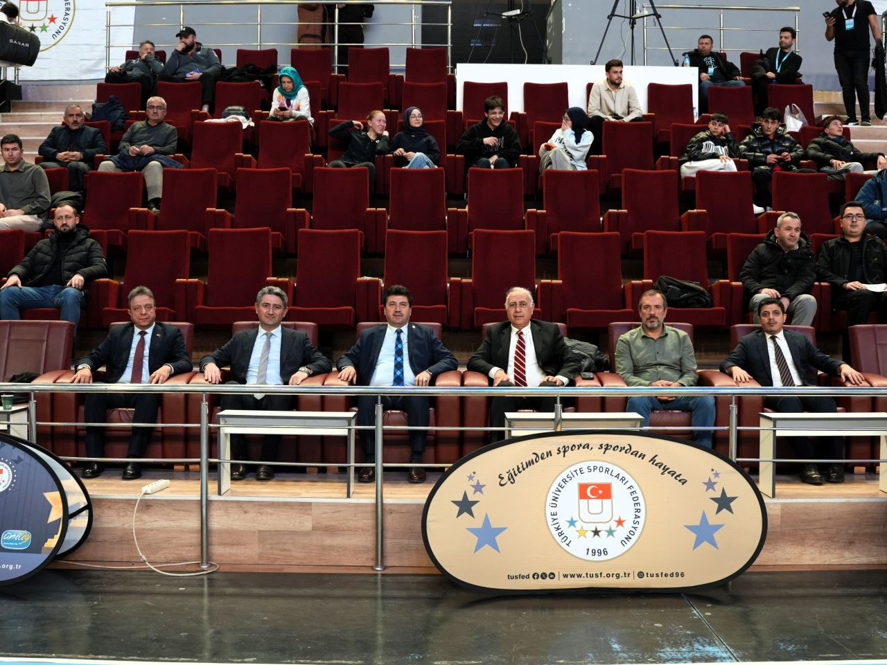 Wushu ÜNİLİG Türkiye Şampiyonası Başladı - Sayfa 1