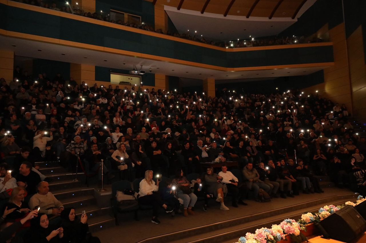 Türk Rock Müziğinin Efsaneleri Unutulmaz Bir Konserle Anıldı - Sayfa 2