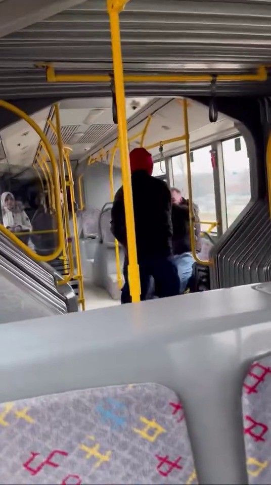 Belediye Otobüsünde Dehşet: Tartışma Bir Anda Dayağa Dönüştü - Sayfa 3