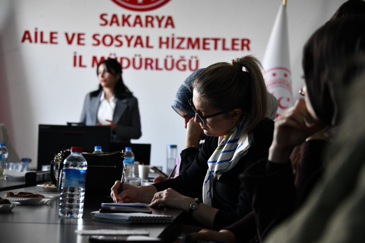 SAU’den Sahada Çalışan Uzmanlara “Kriz Müdahalesi ve Psikolojik Tarama” Desteği - Sayfa 4