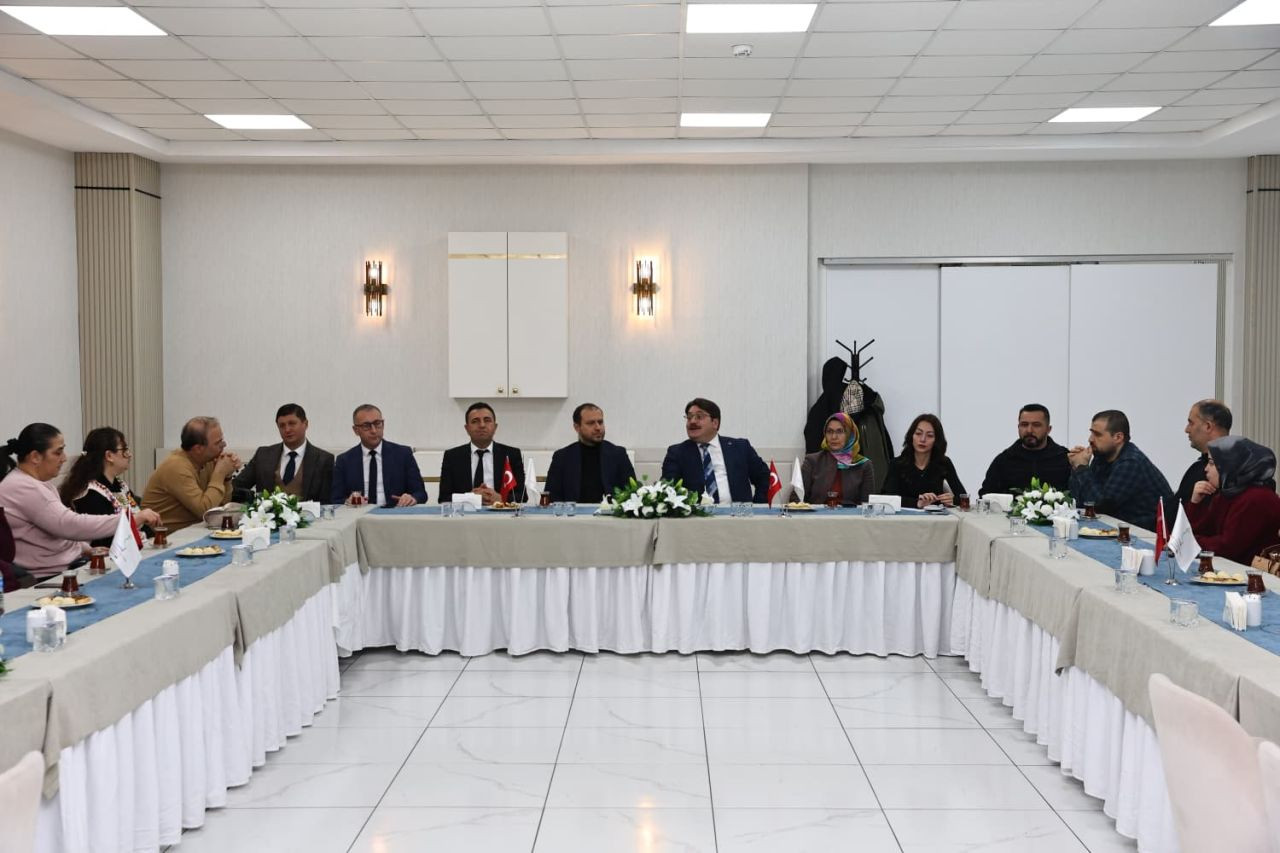 Ara Tatilde Öğretmenlerle Eğitim Buluşması - Sayfa 1