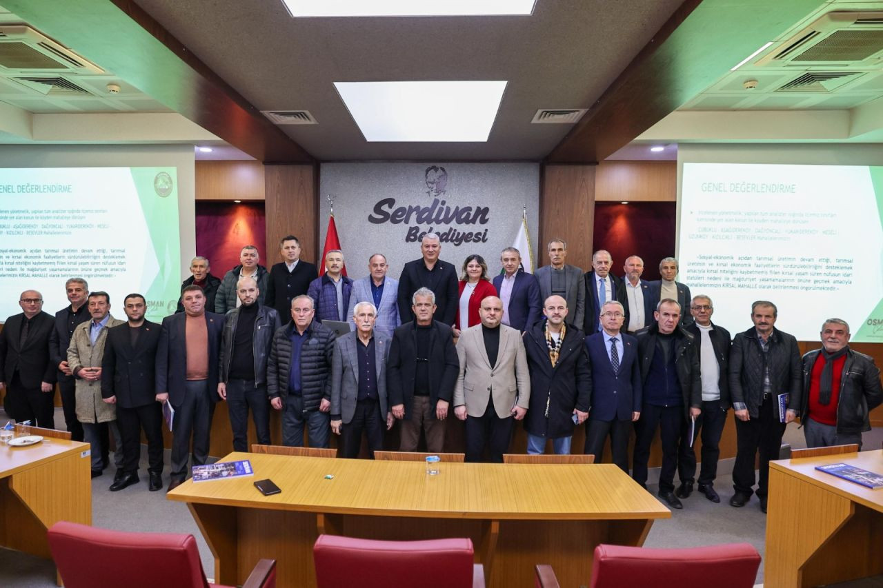 Başkan Osman Çelik Muhtarlarla İstişare Toplantısında Bir Araya Geldi - Sayfa 1