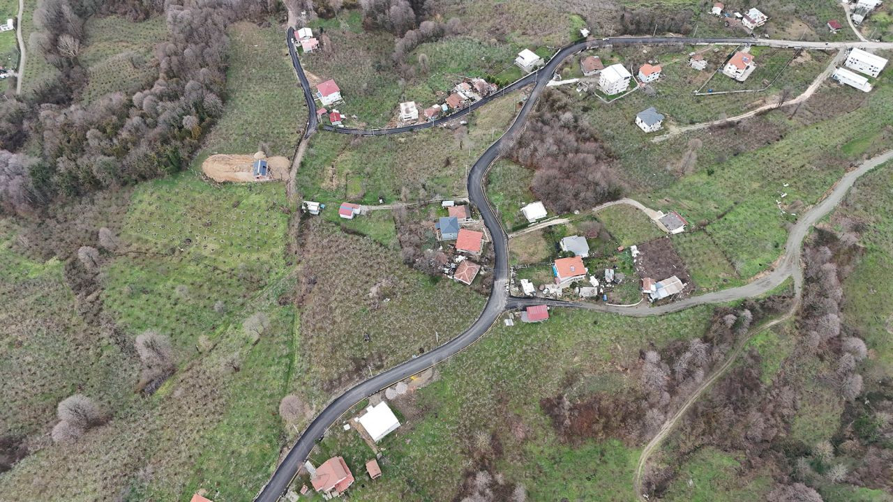 Erenler Tepe Mahallesi Sakinlerinden Büyükşehir’e Asfalt Teşekkürü - Sayfa 1