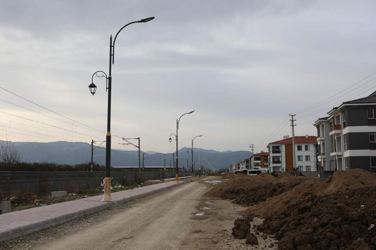Fatih Mahallesi Bilecik Caddesi’nde Çalışmalar Sürüyor - Sayfa 1