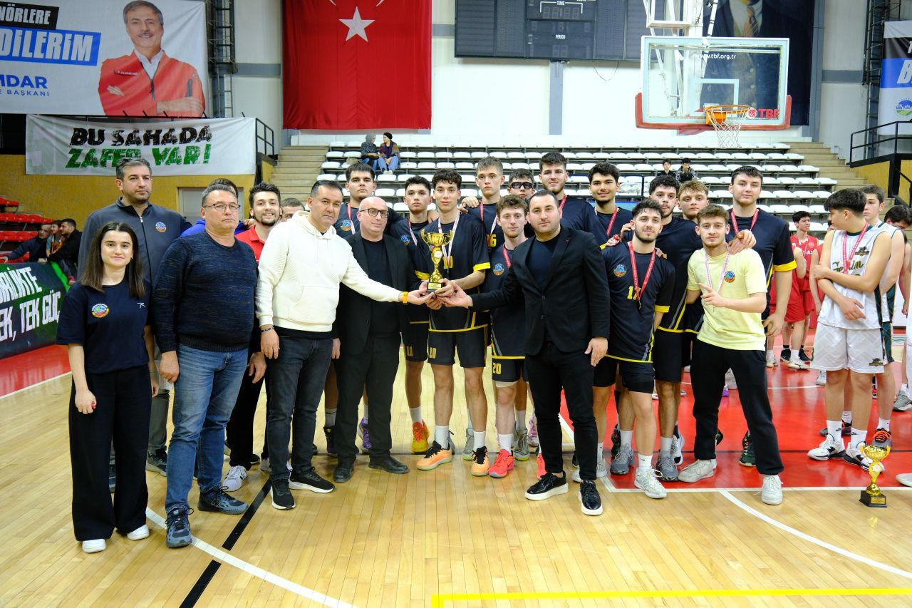 U-18 Erkekler Basketbol Ligi’nde Şampiyon Serdivan - Sayfa 2