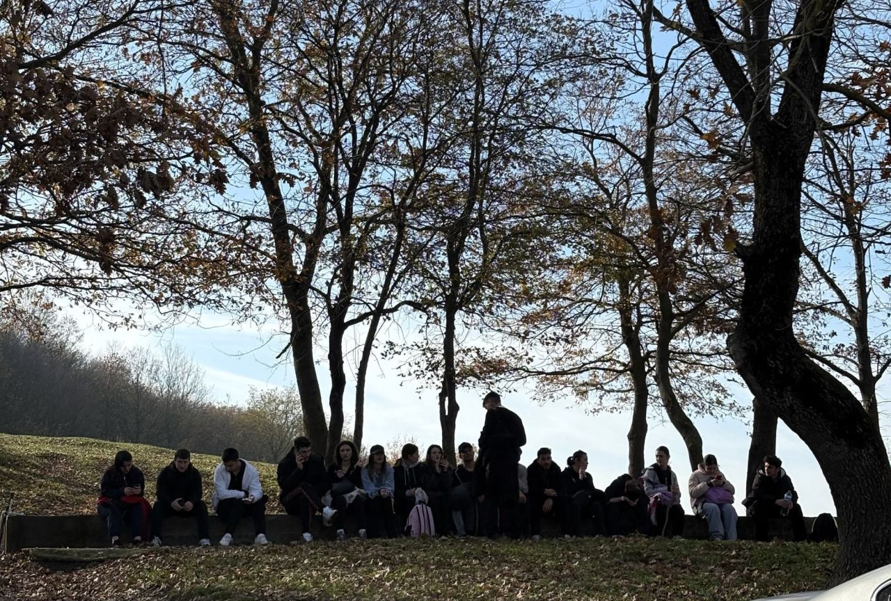 Hem Doğa Yürüyüşü Yaptılar Hem Çevreyi Temizlediler - Sayfa 2