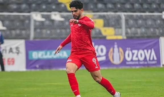 Sakaryaspor Transferde Hız Kesmiyor! Yeşil-Siyahlılardan Üç Hamle Birden - Sayfa 1