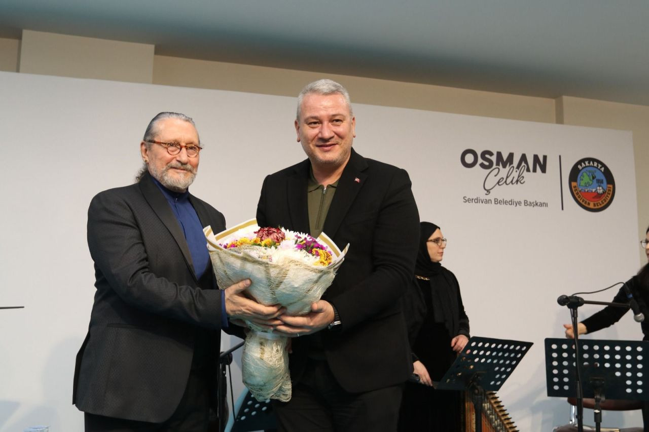 Serdivan’da Yesari Asım Arsoy Rüzgârı: Sanatseverlerden Yoğun İlgi - Sayfa 4