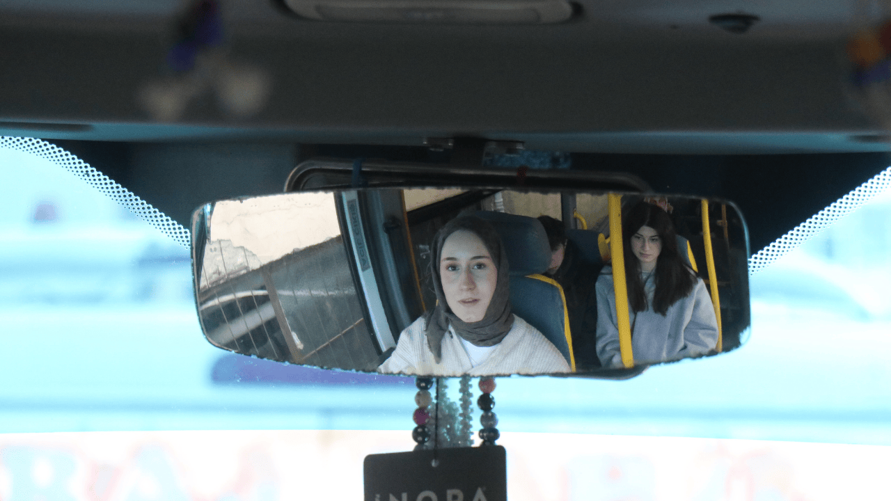 Muavinlikle Başladı, Minibüs Direksiyonunda Kadınlara İlham Oluyor - Sayfa 4