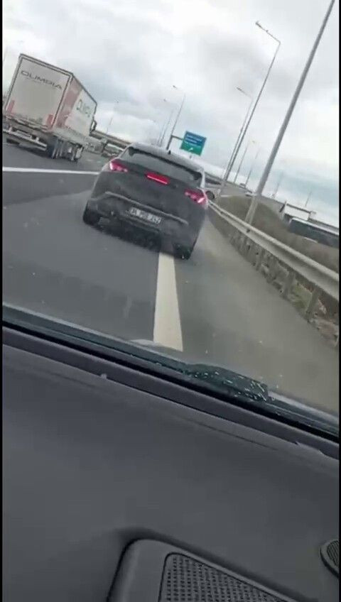 SUV Tarzı Aracın Her Köşesinden Düzensiz Göçmen Çıktı - Sayfa 4