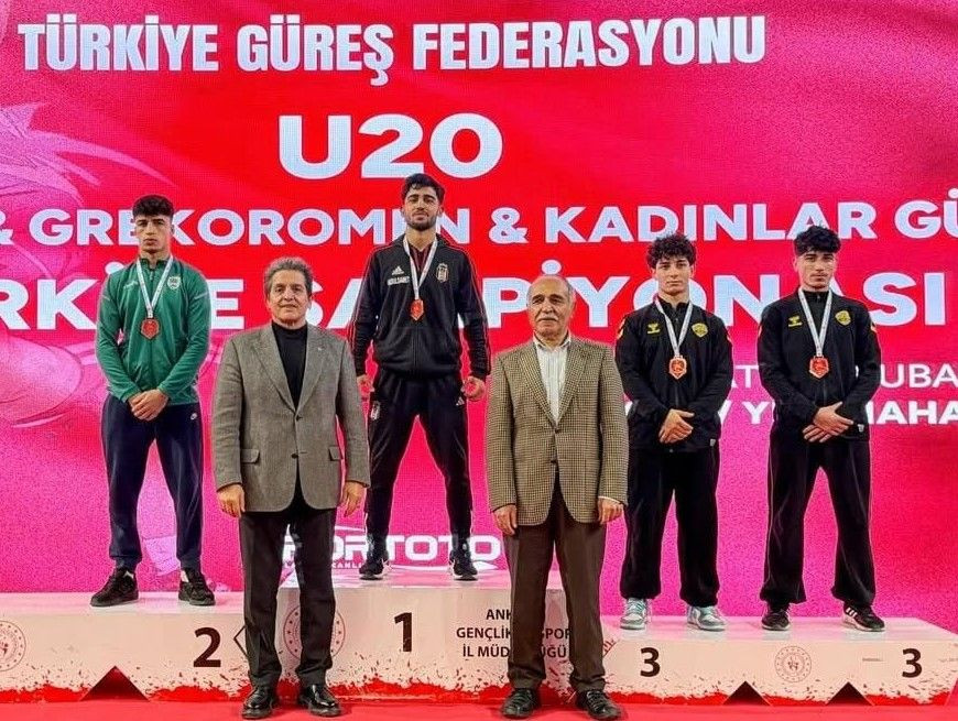Büyükşehirli Güreşçilerden Ankara’da Madalya Yağmuru - Sayfa 1