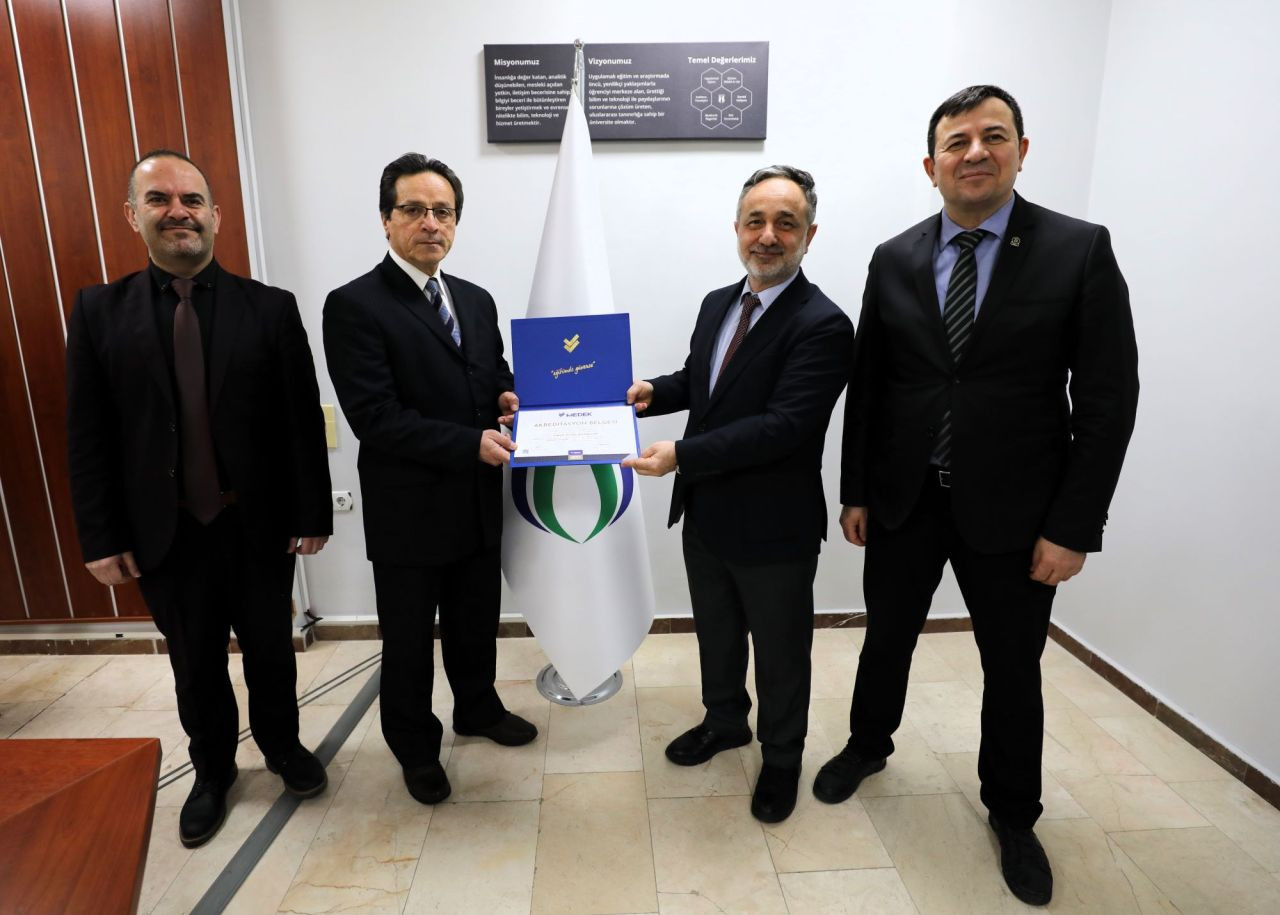 SUBÜ’nün Akredite Programları Belgelerini Teslim Aldı - Sayfa 1