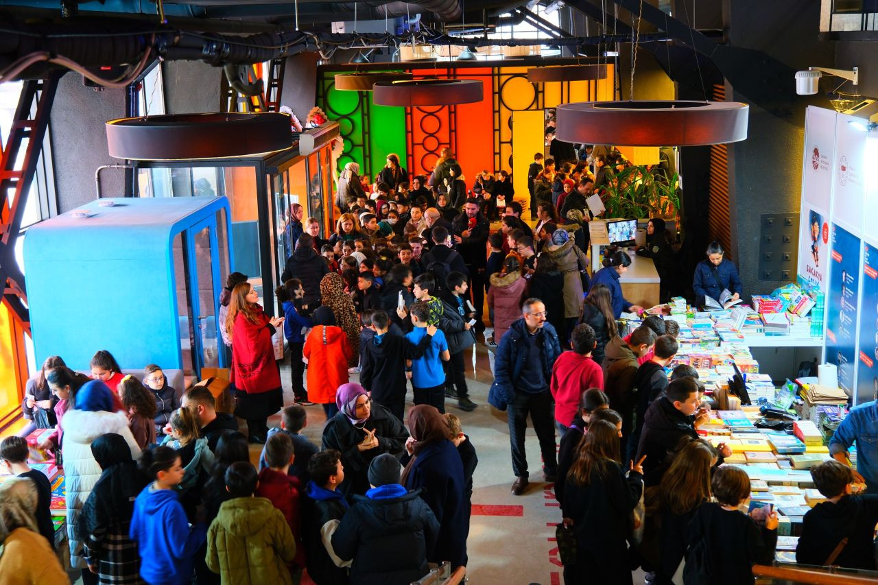 Sakarya Çocuk Edebiyat Fuarı tarihe geçti: 100 bini aşkın misafir - Sayfa 4