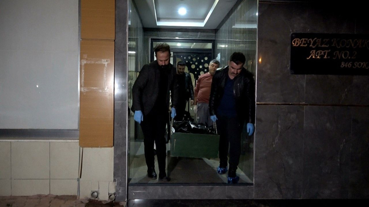 İnternetten Tanıştığı Genç Tarafından Bıçaklanarak Öldürüldü - Sayfa 2