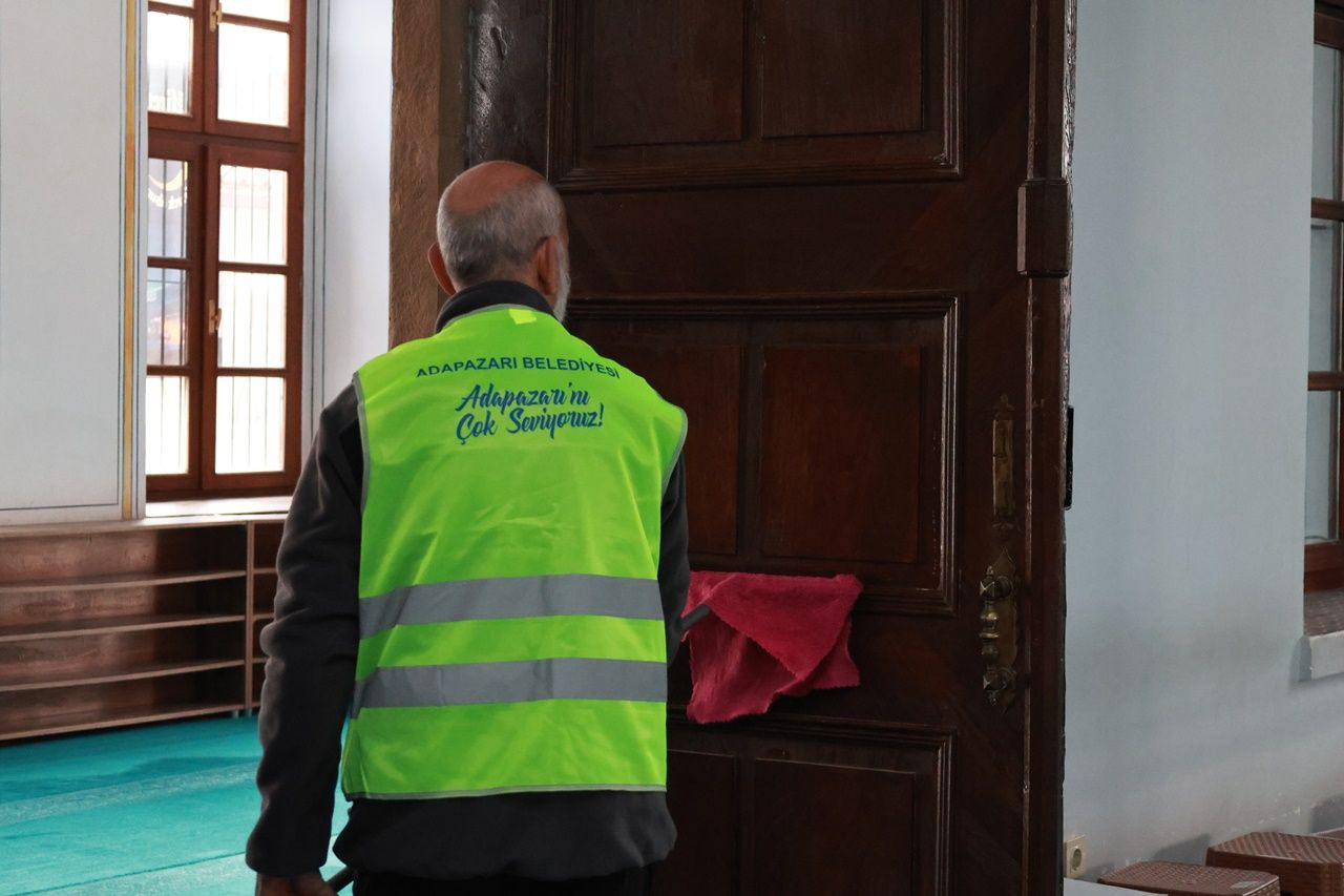 Adapazarı Camilerinde Ramazan Temizliği - Sayfa 2