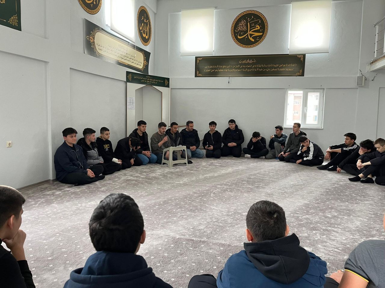 Kaynarca İmam Hatipte Merhum Öğrencileri için Hatim Programı - Sayfa 1