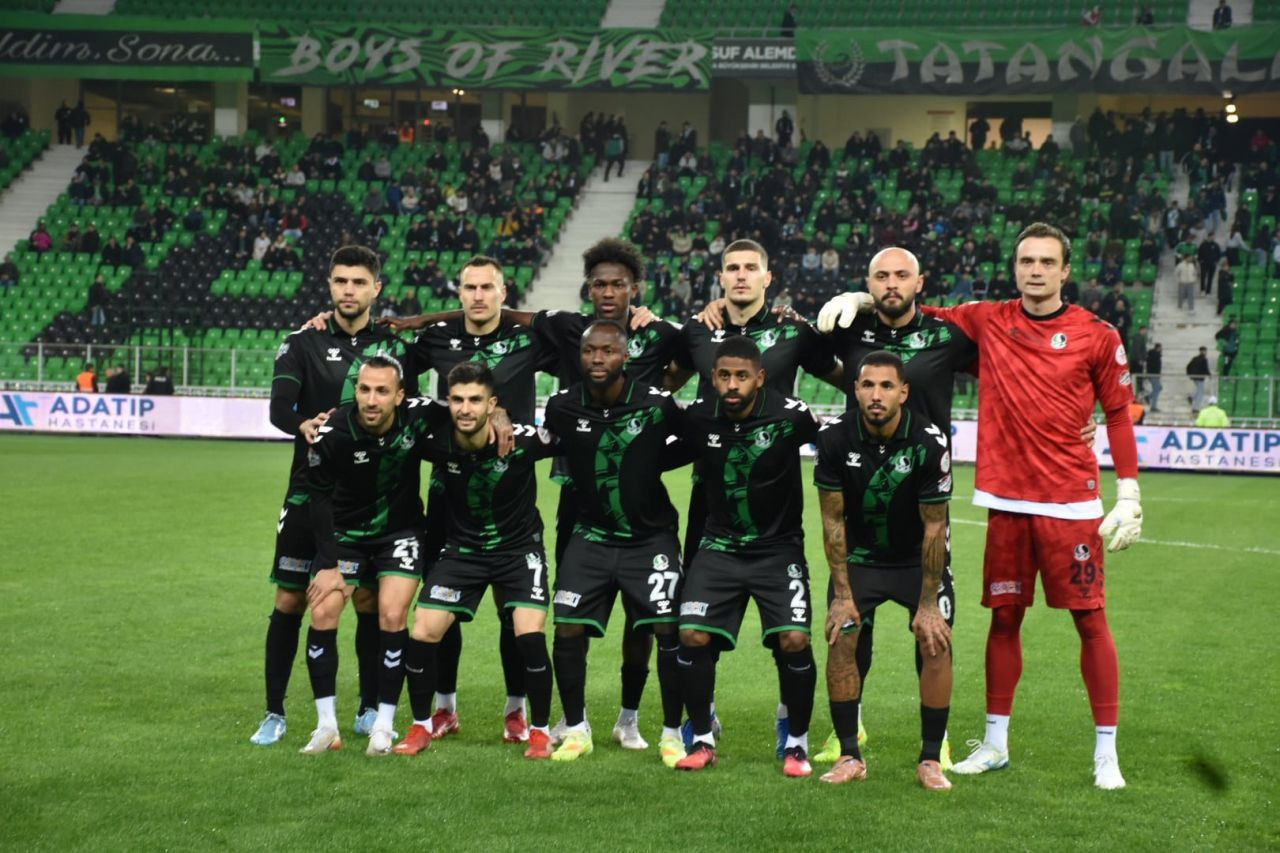 Sakaryaspor Evinde Yıkıldı, Hakan Kutlu Hakeme Patladı - Sayfa 4