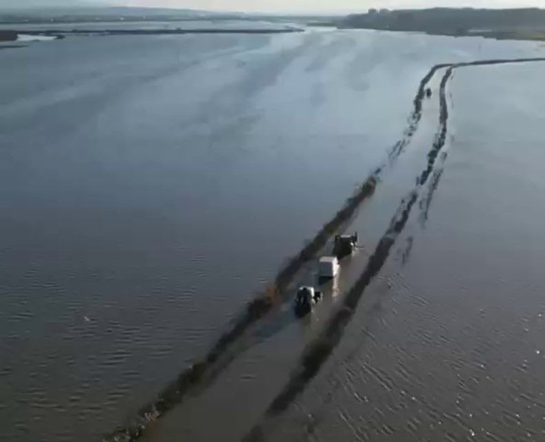 Dere Taştı, Yol Sular Altında Kaldı - Sayfa 2