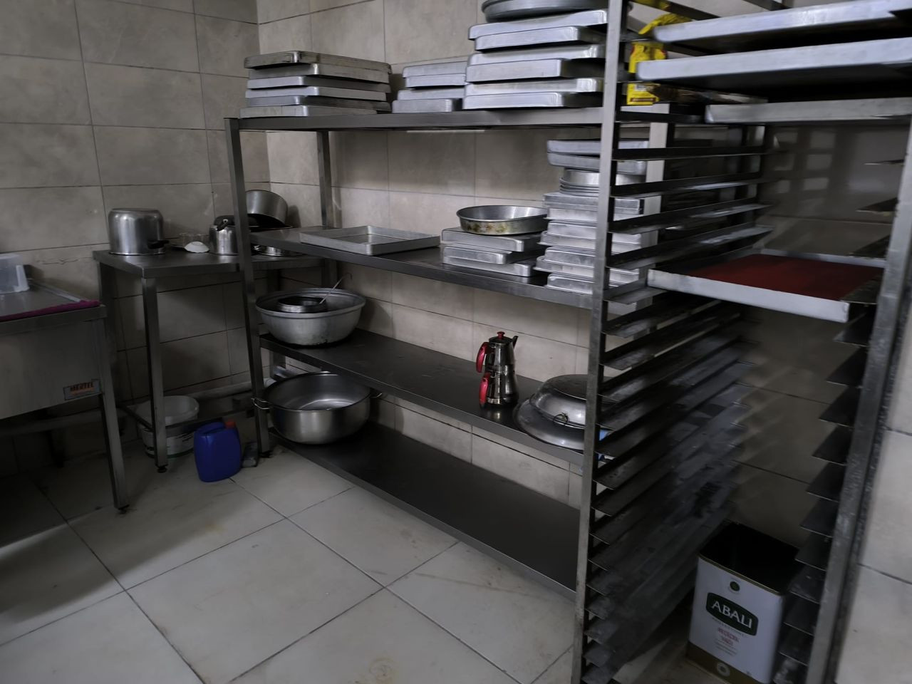 Skandal Görüntü: Tatlı İmalathanesi Mühürlendi - Sayfa 4