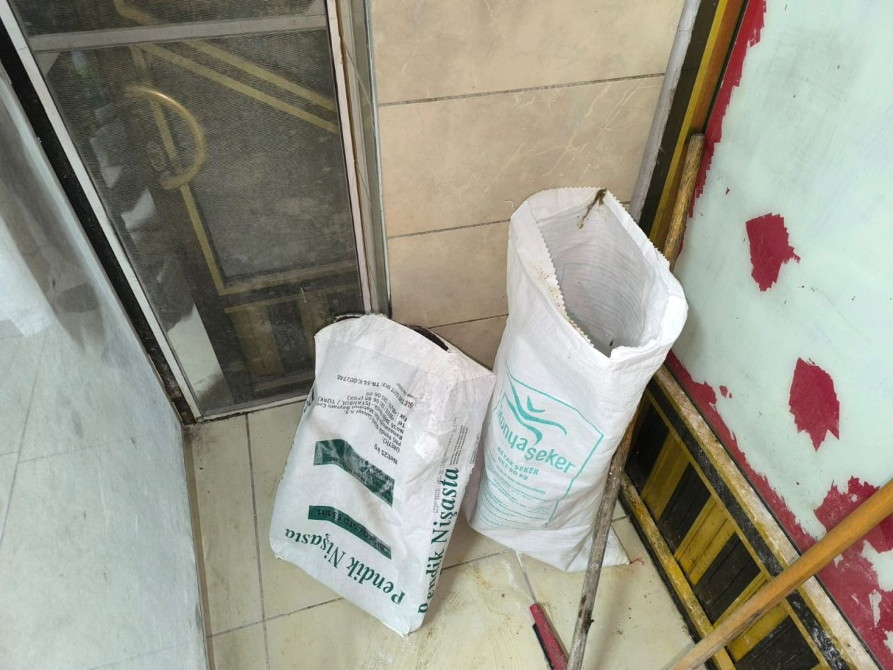 Skandal Görüntü: Tatlı İmalathanesi Mühürlendi - Sayfa 3