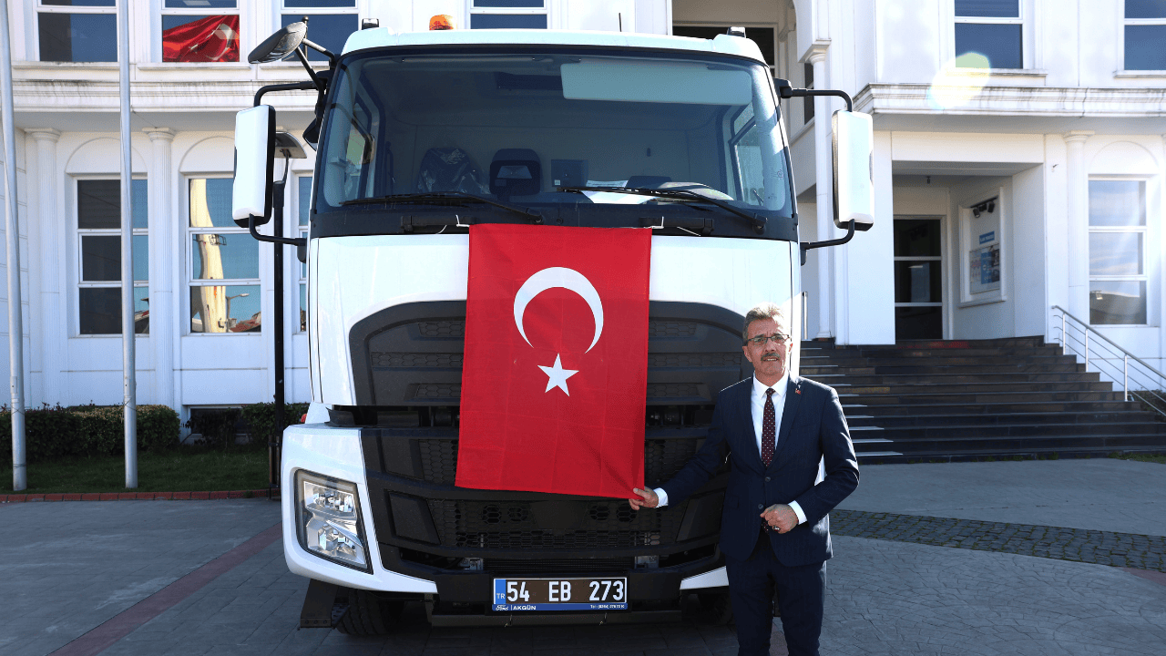 Erenler Belediyesi’ne Yeni Yol Süpürme Aracı - Sayfa 3