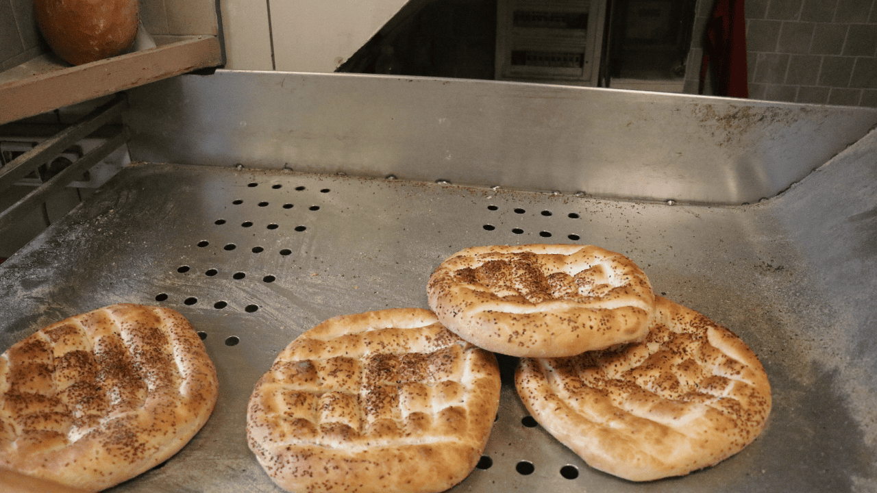 Sakarya’da İlk İftar Öncesi Pide Mesaisi - Sayfa 1