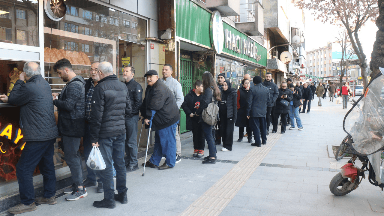 Sakarya’da İlk İftar Öncesi Pide Mesaisi - Sayfa 4