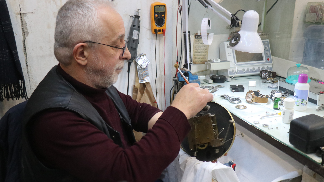 Saat Tutkusu İçin Yurt Dışı Eğitimini Bıraktı - Sayfa 1