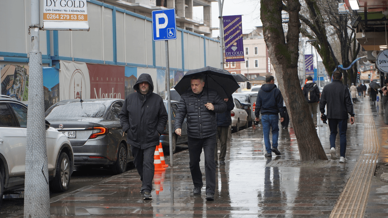Sakarya’da Merkezde Yağmur, Yükseklerde Kar - Sayfa 2