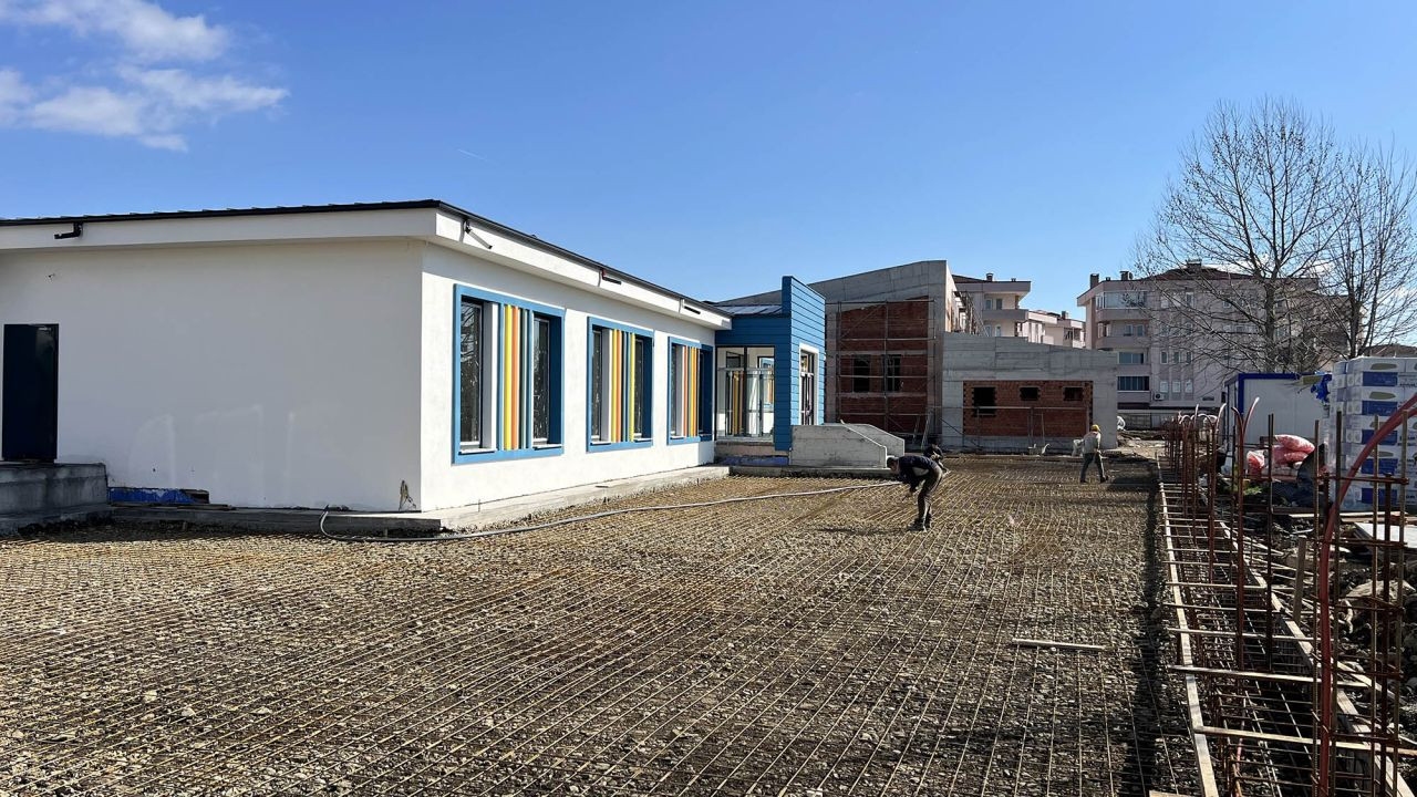 Yüzme Havuzu ve Gençlik Merkezinin Yaz Sezonuna Yetişmesi Hedefleniyor - Sayfa 2