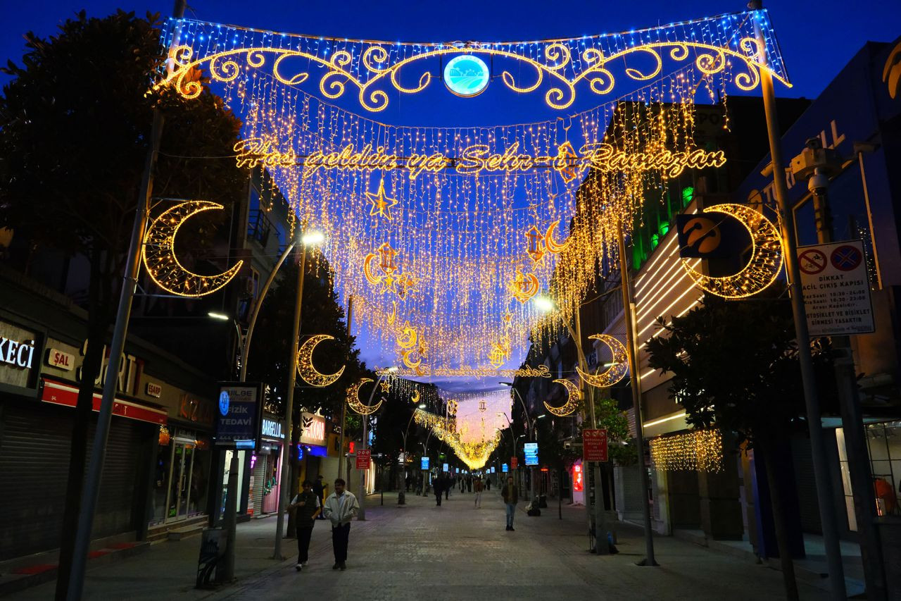 Ramazan Ayının Manevi İklimi Şehrin Merkezinde - Sayfa 3