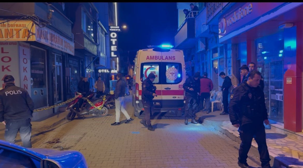 Husumetlisinin Önünü Kesip Kurşun Yağdırdı - Sayfa 1