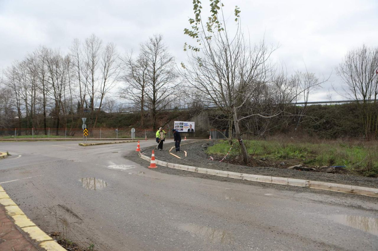 Arifiye Belediyesi Kaldırım Çalışmalarını Sürdürüyor - Sayfa 2