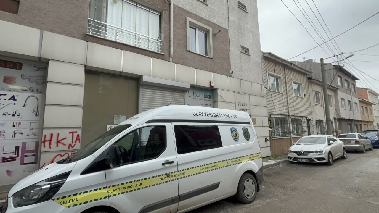 7’nci Kattan Atladı, Evden Eşinin Cesedi Çıktı - Sayfa 3