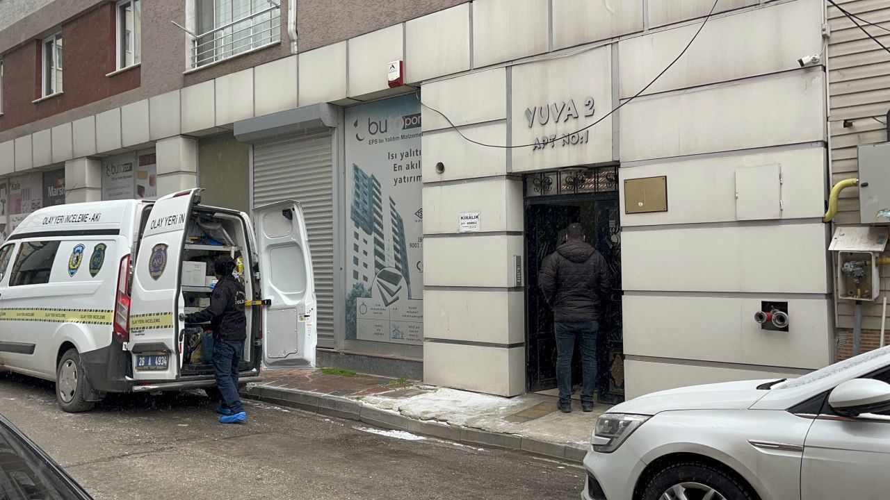 7’nci Kattan Atladı, Evden Eşinin Cesedi Çıktı - Sayfa 4