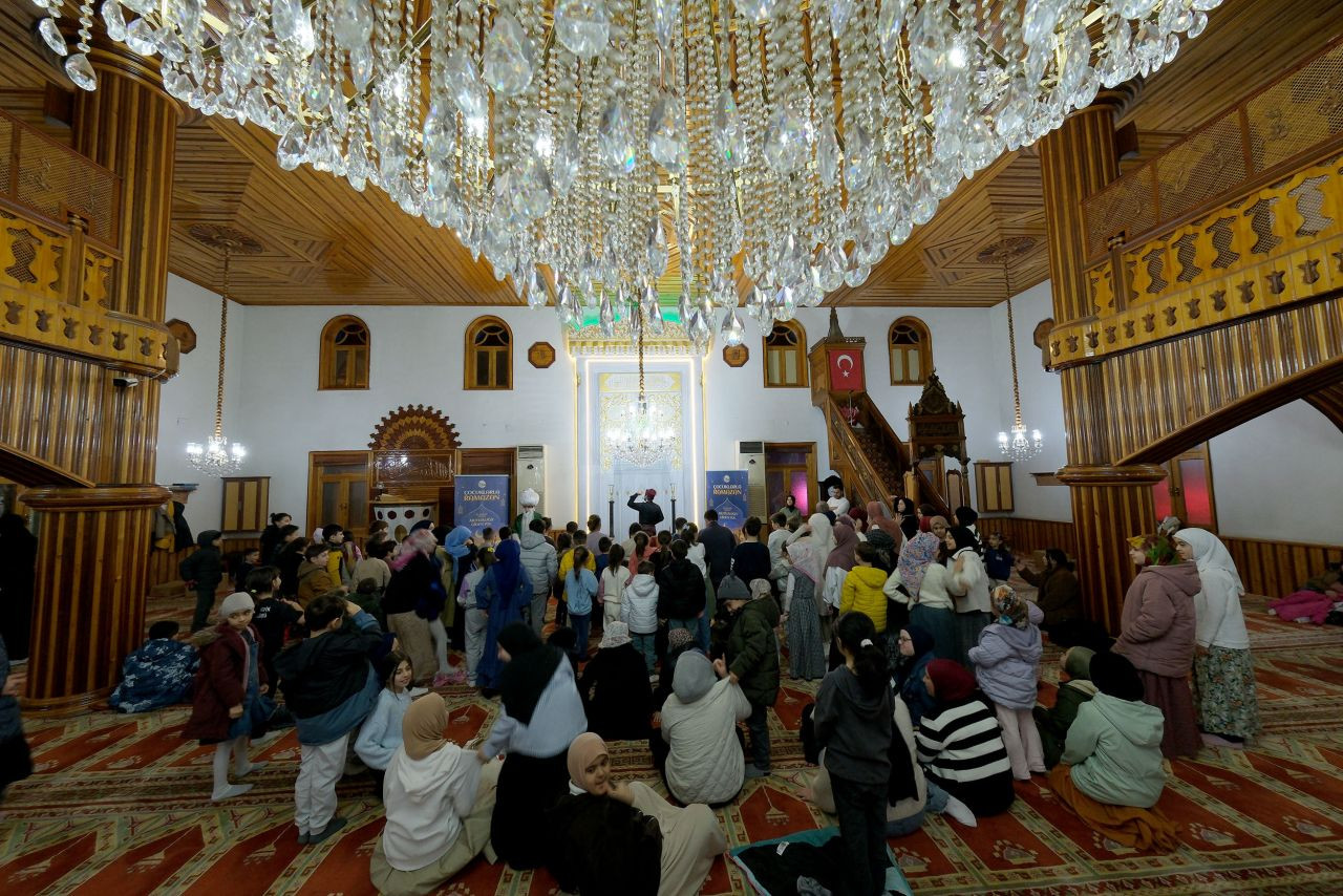 Çocuklarla Ramazan Programı İlk Haftasında 2 Bin 500 Çocuğa Neşe Saçtı - Sayfa 3